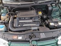 Gebraucht VW Golf IV 75 PS (55 kW) 1998 Grün Kleinwagen