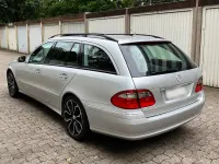 Gebraucht Mercedes E500 Elegance 387 PS (284 kW) 2006 Silber Kombi