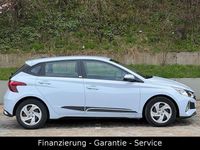 Gebraucht Hyundai i20 101 PS (74 kW) 2020 Blau Kleinwagen
