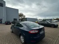 Gebraucht Ford Mondeo 163 PS (119 kW) 2011 Blau Limousine