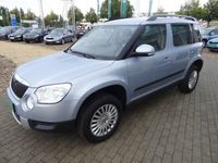 Gebraucht Skoda Yeti Active 105 PS (77 kW) 2012 Blau metallic SUV
