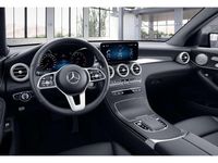 Gebraucht Mercedes GLC300e 194 PS (142 kW) 2022 Selenitgrau SUV