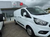 Gebraucht Ford Transit Custom Trend 131 PS (96 kW) 2022 Weiß Van