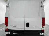 Second-hand Iveco Daily 156 CP (114 kW) 2023 Alb Van