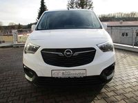 Gebraucht Opel Combo 102 PS (75 kW) 2019 Weiß Van / Kleinbus