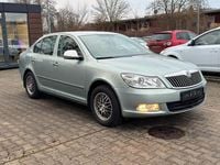 Gebraucht Skoda Octavia Ambiente 160 PS (117 kW) 2011 Grün Limousine