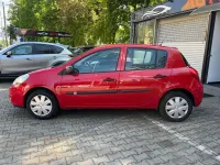 Gebraucht Renault Clio III 75 PS (55 kW) 2012 Rot Limousine