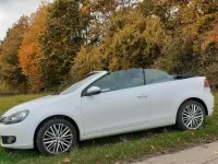 Gebraucht VW Golf VIII 105 PS (77 kW) 2026 Weiß Cabrio