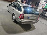 Gebraucht Mercedes C220 150 PS (110 kW) 2004 Grau Kombi