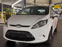 Gebraucht Ford Fiesta Trend 97 PS (71 kW) 2009 Weiß Kleinwagen