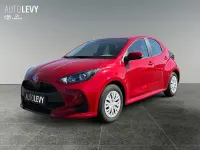 Gebraucht Toyota Yaris Comfort 72 PS (52 kW) 2023 Emotional red (metallic) Kleinwagen