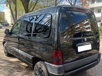 Gebraucht Peugeot Partner 109 PS (80 kW) 2003 Schwarz Van / Kleinbus