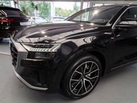 Gebraucht Audi Q8 S-Line 286 PS (210 kW) 2019 Orcaschwarz metallic (metallic) SUV