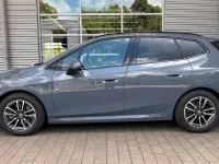 Gebraucht BMW 223 Active Tourer Efficient Dynamics 218 PS (160 kW) 2025 Sparkling kupfergrau metallic Van / Kleinbus