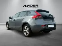 Gebraucht Volvo V40 Kinetic 150 PS (110 kW) 2016 Grau Limousine