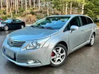 Gebraucht Toyota Avensis 150 PS (110 kW) 2011 Andere farben Limousine