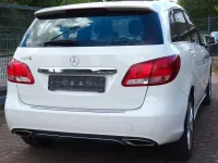 Gebraucht Mercedes B200 Style 156 PS (114 kW) 2016 Weiß Kleinwagen