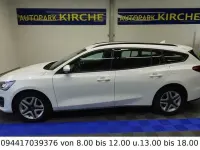 Gebraucht Ford Focus Cool & Connect 125 PS (91 kW) 2022 Weiß Kombi