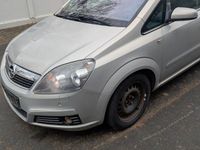 Gebraucht Opel Zafira 120 PS (88 kW) 2009 Silber Van / Kleinbus