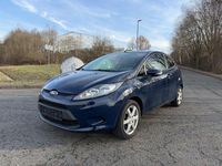 Gebraucht Ford Fiesta Trend 60 PS (44 kW) 2011 Blau Kleinwagen