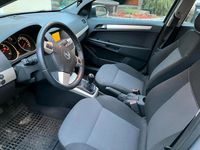 Gebraucht Opel Astra 110 PS (80 kW) 2009 Grau Kombi