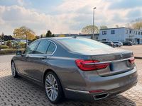 Second-hand BMW 730 Executive 2016 Gri Berlinǎ