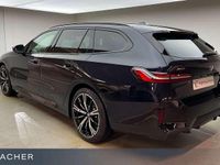 Neu BMW 540 Performance 303 PS (222 kW) 2026 Carbonschwarz metallic Kombi