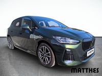 Gebraucht BMW 218 M Sport 150 PS (110 kW) 2024 Gruen Van / Kleinbus