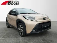 Gebraucht Toyota Aygo X Pulse 72 PS (52 kW) 2023 Beige SUV