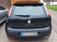 Gebraucht Fiat Grande Punto 77 PS (56 kW) 2011 Schwarz Kleinwagen