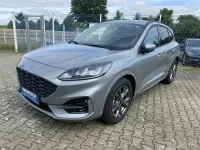 Gebraucht Ford Kuga ST-Line 120 PS (88 kW) 2023 Solar silver SUV