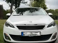 Gebraucht Peugeot 308 Allure 131 PS (96 kW) 2015 Weiß Kombi