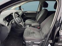 Gebraucht VW Touran 150 PS (110 kW) 2024 Schwarz Van / Kleinbus
