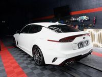 Gebraucht Kia Stinger 366 PS (269 kW) 2021 Weiß Kleinwagen