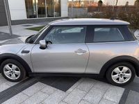 Gebraucht Mini Cooper Essential 136 PS (100 kW) 2023 Grau Kleinwagen