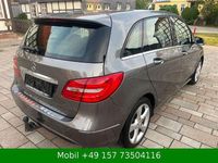 Gebraucht Mercedes B200 156 PS (114 kW) 2012 Grau Van / Kleinbus