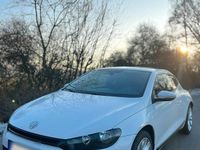 Gebraucht VW Scirocco Team 122 PS (89 kW) 2010 Weiß Coupé