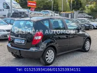 Gebraucht Mercedes A150 95 PS (69 kW) 2008 Kosmosschwarz Limousine