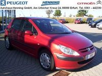 Gebraucht Peugeot 307 Tendance 107 PS (78 kW) 2002 Rot metallic Limousine