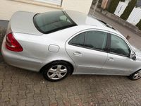 Gebraucht Mercedes E270 Elegance 177 PS (130 kW) 2003 Silber Limousine