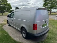 Gebraucht VW Caddy Maxi 102 PS (75 kW) 2019 Reflexsilber metallic Van / Kleinbus