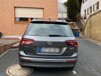 Gebraucht VW Tiguan 193 PS (141 kW) 2017 Grau SUV