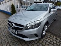 Gebraucht Mercedes A160 102 PS (75 kW) 2017 Silber (metallic) Limousine