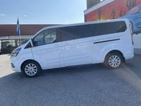 Gebraucht Ford Tourneo Custom Titanium 131 PS (96 kW) 2022 Frostweiß Van