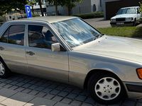 Gebraucht Mercedes 230 1991 Gold Limousine