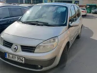 Gebraucht Renault Scénic II 134 PS (98 kW) 2004 Silber Van / Kleinbus