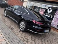 Second-hand VW Arteon Elegance 150 CP (110 kW) 2017 Negru Hatchback