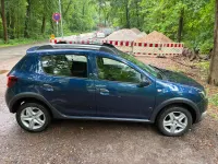 Gebraucht Dacia Sandero Stepway 90 PS (66 kW) 2016 Blau Limousine