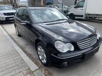 Second-hand Mercedes C200 Elegance 163 CP (119 kW) 2005 Negru Break