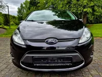 Gebraucht Ford Fiesta Titanium 81 PS (59 kW) 2011 Schwarz Kleinwagen